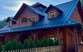 Apartmán 8, Jezerné